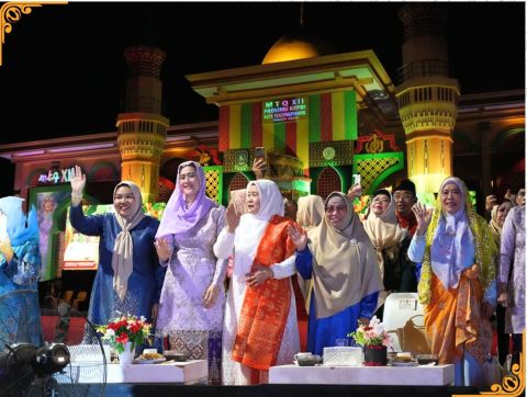  Anggota Bawaslu Provinsi Kepulauan Riau, Rosnawati menghadiri pembukaan Musabaqah Tilawatil Quran (MTQ) XII Tingkat Provinsi Kepulauan Riau Tahun 2026 yang digelar di halaman Gedung Lembaga Adat Melayu (LAM) Kota Tanjungpinang, Sabtu (4/7/2026). 