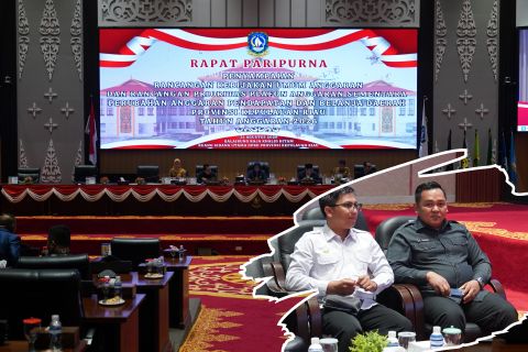 Hadiri Paripurna
