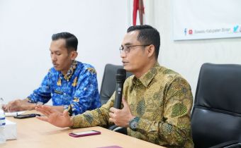 Febriadinata, menjadi narasumber dalam kegiatan Optimalisasi Peran Jaringan Dokumentasi dan Informasi Hukum (JDIH) Bawaslu dan Peningkatan Kualitas Layanan Hukum yang diselenggarakan oleh Bawaslu Kabupaten Bintan, Kamis (18/6/2026).