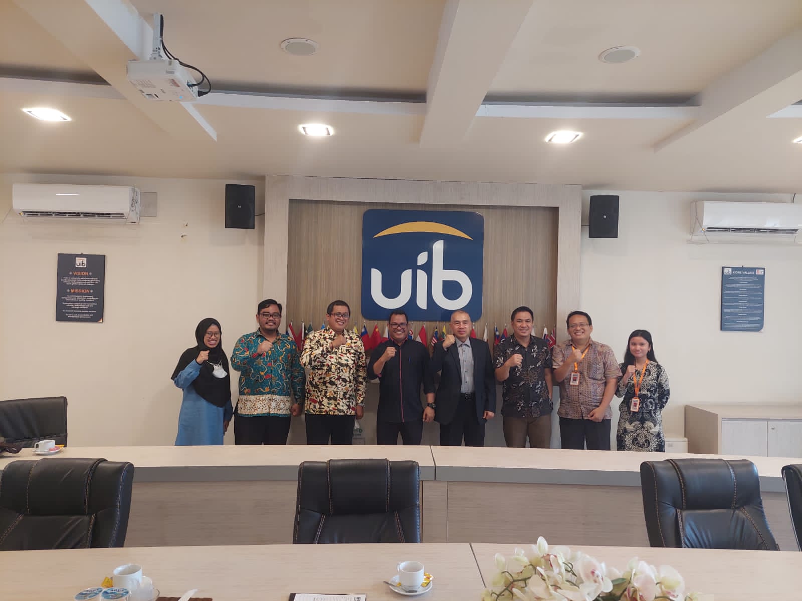 Audiensi dengan UIB dan UPB, Bawaslu Kepri Sampaikan Pengawasan Partisipatif Tahapan Pemilu 2024