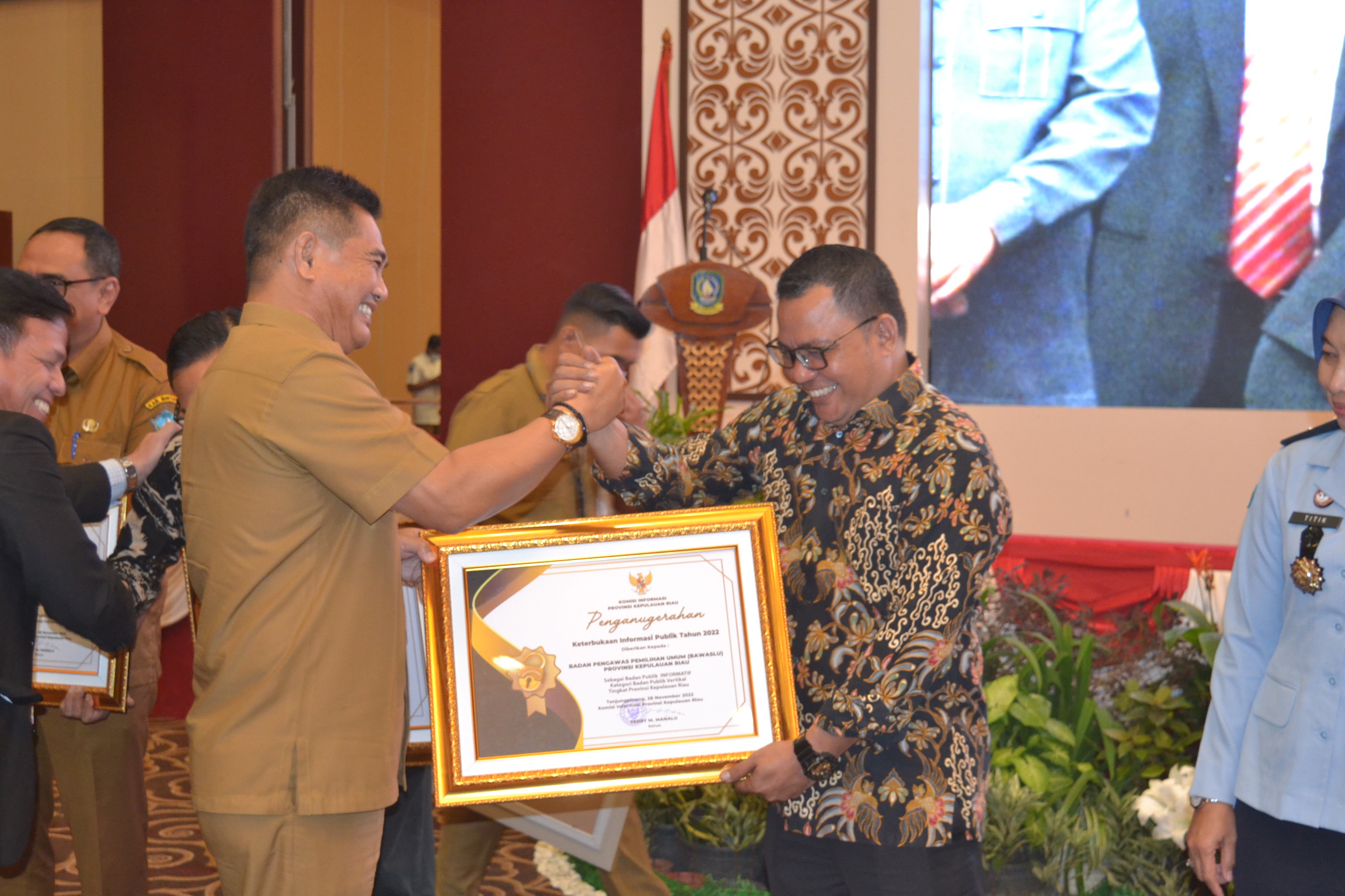 Bawaslu Kepri Pertahankan Kualifikasi Informatif pada Anugerah KIP Tahun 2022 dari KI Kepri