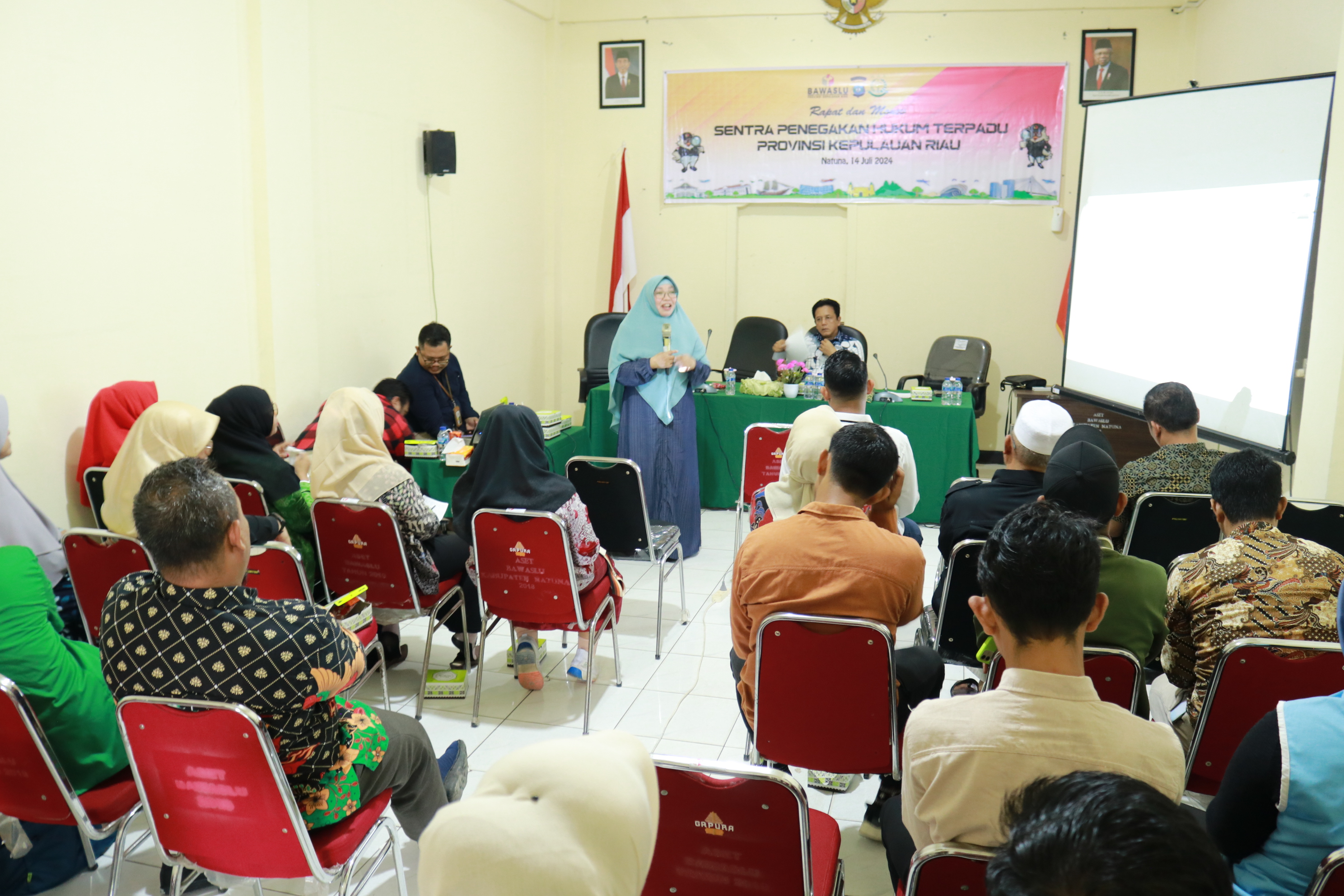 Bawaslu Kepulauan Riau Melaksanakan Rapat dan Monev Sentra Gakkumdu di Kabupaten Natuna