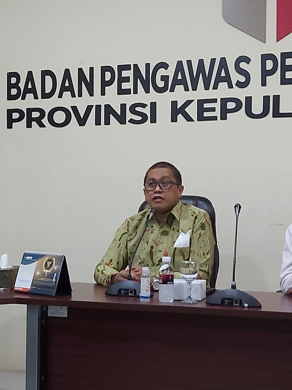 Penganugerahan KIP Bawaslu Kab/Kota Tahun 2021, Indrawan Mengajak Membuat Inovasi Layanan Informasi