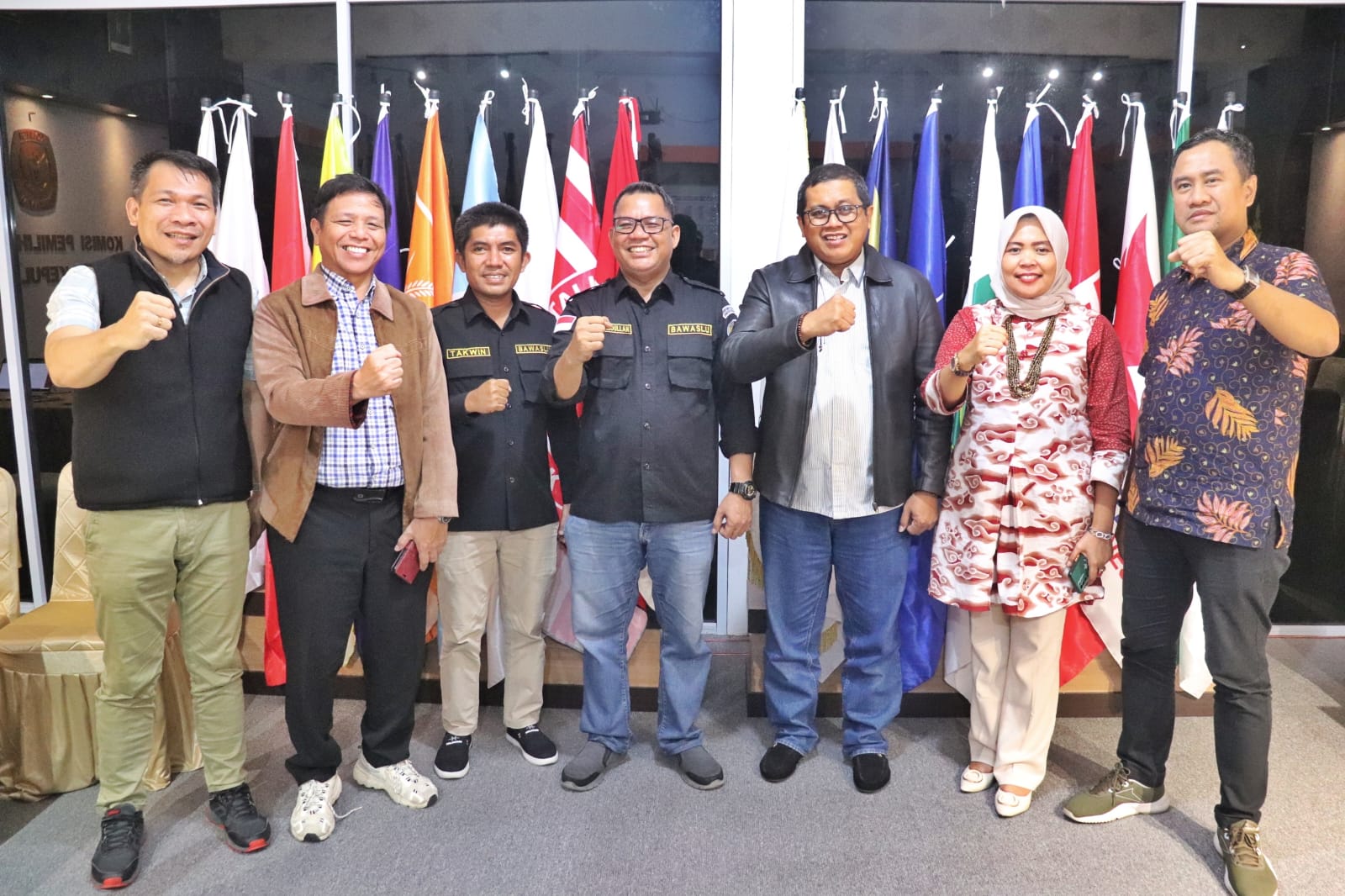 PENGAWASAN PENYERAHAN PERBAIKAN PERSYARATAN CALON DPD DAN BAKAL CALON DPRD PROVINSI KEPULAUAN RIAU