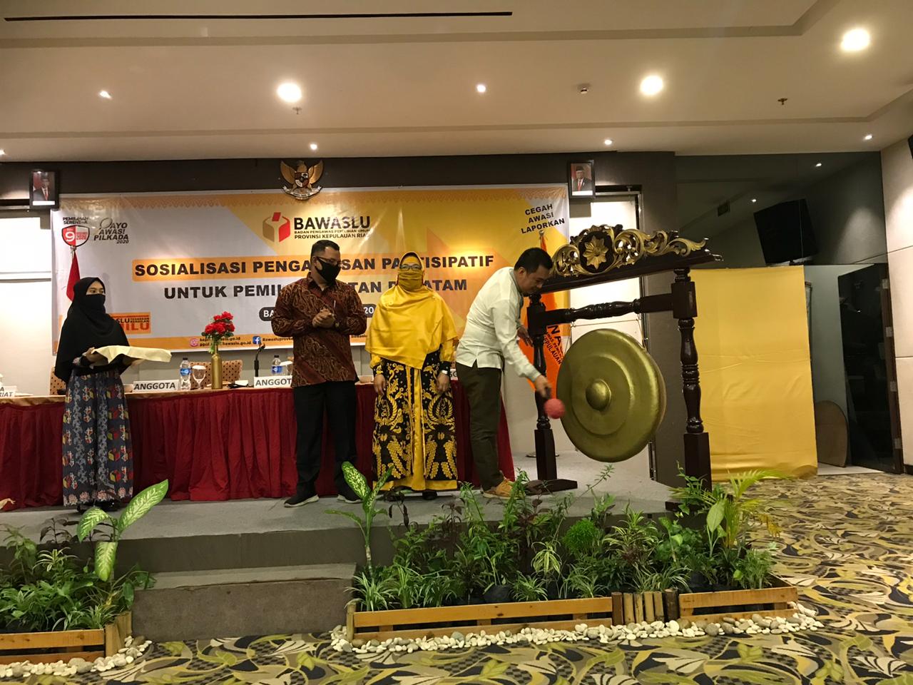 Bawaslu Kepri Gelar Sosialisasi Pengawasan Partisipatif Untuk Pemilih Rentan di Batam