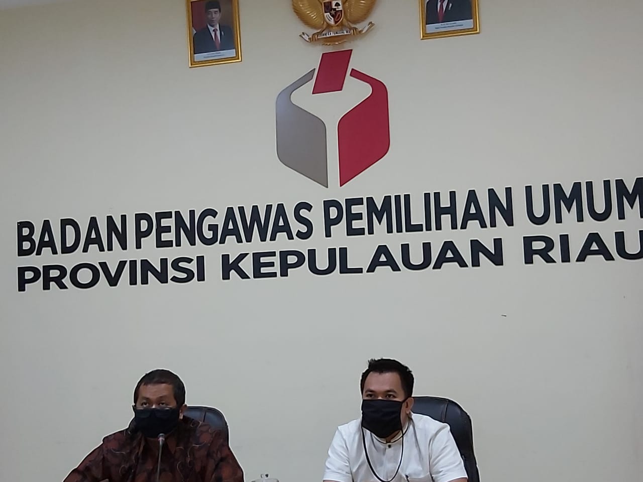 Rakor Divisi Humas dan Pengawasan dengan Bawaslu Kabupaten/Kota via Vidcon