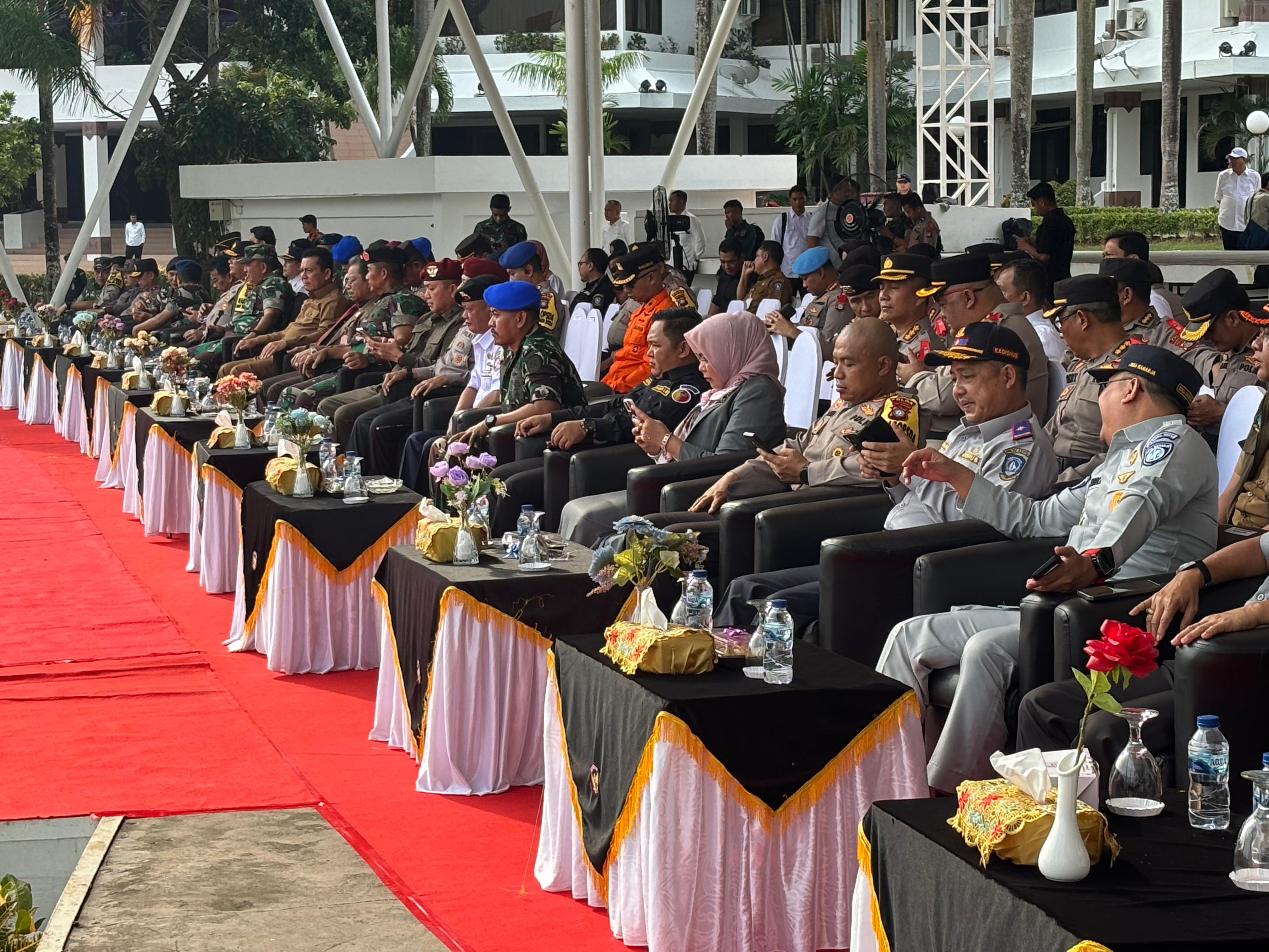 Ketua Bawaslu Kepri Hadiri Apel Gelar Pasukan Dalam Rangka Operasi Mantap Praja Seligi 2024 di Batam