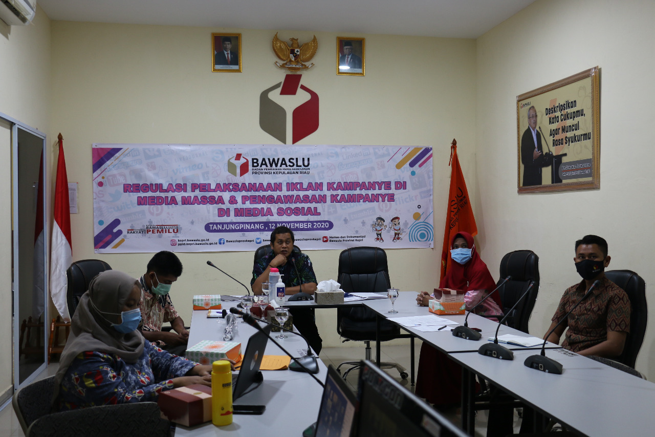 Bawaslu Kepri Sosialisasi Regulasi Iklan Kampanye di Media Massa dan Pengawasan Kampanye di Medsos