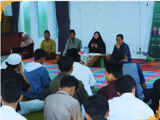 Narasumber Refleksi Milad HMI ke-79, Tekankan Pentingnya Peran Generasi Muda