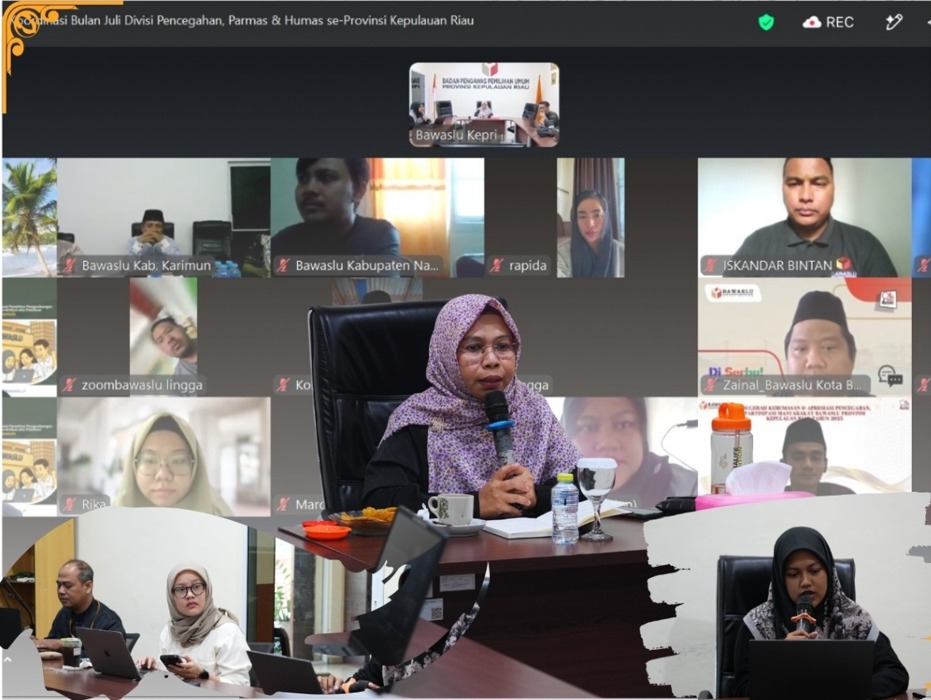 Rapat Koordinasi Divisi Pencegahan, Partisipasi Masyarakat, dan Hubungan Masyarakat (Humas) bersama Bawaslu Kabupaten/Kota se-Provinsi Kepulauan Riau secara daring melalui Zoom Meeting, Jumat (3/7/2026).