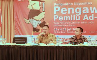 Bawaslu Kepri Ingatkan Jajaran Adhoc untuk Tidak Bersikap Diskriminatif dalam Menjalankan Tugas 