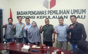 Kunjungan Tribun Batam Ke Bawaslu Kepri