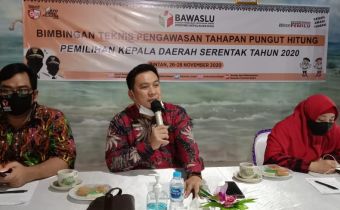 Bawaslu Kepri Laksanakan Bimtek Pengawasan Pungut Hitung Pilkada Serentak Tahun 2020