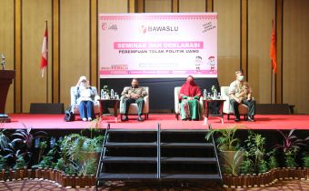 Bawaslu Kepri Gelar Seminar & Deklarasi Perempuan Tolak Politik Uang