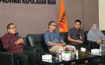 IMPLEMENTASI APLIKASI E-PPID TERINTEGRASI BAWASLU, BAWASLU PROVINSI, DAN BAWASLU KABUPATEN/KOTA