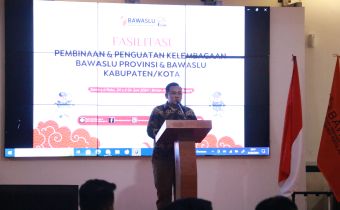 Pembinaan dan Penguatan Kelembagaan untuk Meningkatkan Kesolidan dan Kekompakan