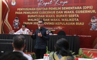 Hadiri Rapat Kerja Penyusunan DPS, Bawaslu Kepri Sampaikan Catatan Kejadian Khusus Hasil Pengawasan