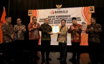 Tingkatkan Mutu Pelayanan Publik, Bawaslu Luncurkan Website JDIH
