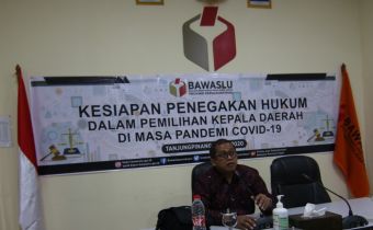 Bawaslu Kepri Gelar Webinar Kesiapan Penegakan Hukum Dalam Pilkada Di Masa Pandemi Covid-19