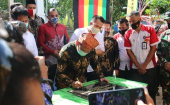 Ketua Bawaslu RI Resmikan Kampung Pengawasan Partisipatif Anti Politik Uang di Hinterland Batam