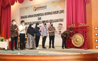 Sosialisasi dan Launching Pojok JDIH Bawaslu Kepri