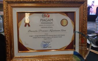 Bawaslu Kepri Raih Penganugerahan PEMBINA TERBAIK pada JDIH Bawaslu Awards 2022