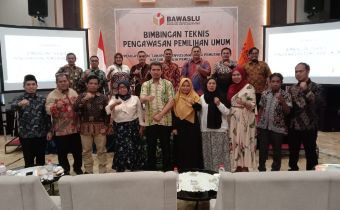 Bimtek Pengawasan Tahapan Penyusunan Dan Pemutakhiran Daftar Pemilih Pemilu 2024