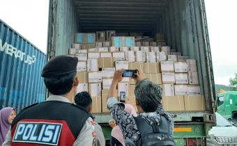 SEJUMLAH LOGISTIK TELAH TIBA DI KEPULAUAN RIAU