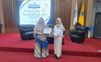 Anggota Bawaslu Provinsi Kepri menjadi Pemateri Dalam Workshop Public Speaking di UMRAH