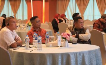 Ketua Bawaslu Provinsi Kepulauan Riau, Zulhadril Putra, menghadiri Seminar Nasional yang diselenggarakan oleh Fakultas Ilmu Sosial dan Ilmu Politik (FISIP) Universitas Riau Kepulauan pada Senin (22/6/2026). 