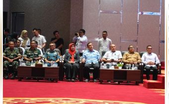 Febriadinata, menghadiri Rapat Paripurna DPRD Provinsi Kepulauan Riau dengan agenda Penyampaian Rancangan Peraturan Daerah (Ranperda) tentang Pengelolaan Barang Milik Daerah, yang digelar di Ruang Sidang Utama DPRD Provinsi Kepulauan Riau, Dompak, Rabu (15/7/2026).