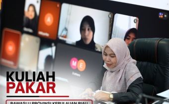 Perdana Anggota Bawaslu Kepri, Maryamah, sebagai Dosen Luar Biasa Program Kuliah Pakar Bawaslu Kepri melalui skema Bawaslu Mengajar Sekolah Tinggi Agama Islam Sultan Abdurrahman Kepulauan Riau (STAI SAR Kepri) secara daring
